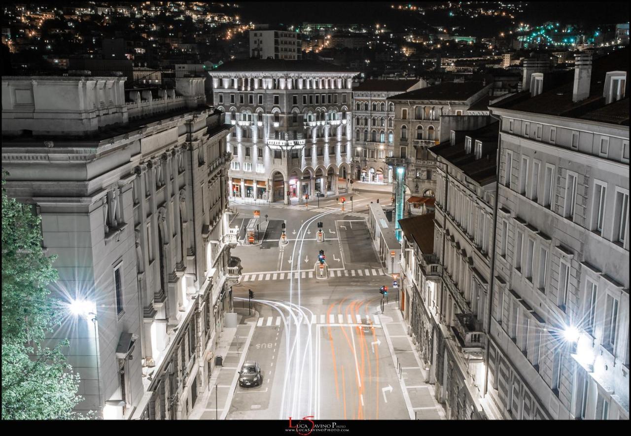 La Boutique Del Vento - Esclusivo In Pieno Centro Lejlighed Trieste Eksteriør billede